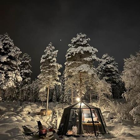 Aurora Igloo With Private Hot Tub By Invisible Forest Lodge Rovaniemi Exteriör bild