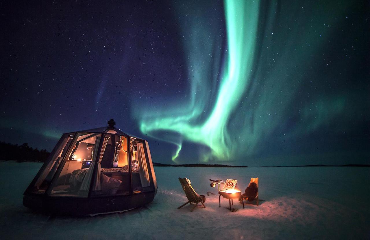 Aurora Igloo With Private Hot Tub By Invisible Forest Lodge Rovaniemi Exteriör bild