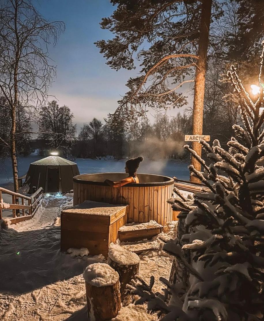 Aurora Igloo With Private Hot Tub By Invisible Forest Lodge Rovaniemi Exteriör bild